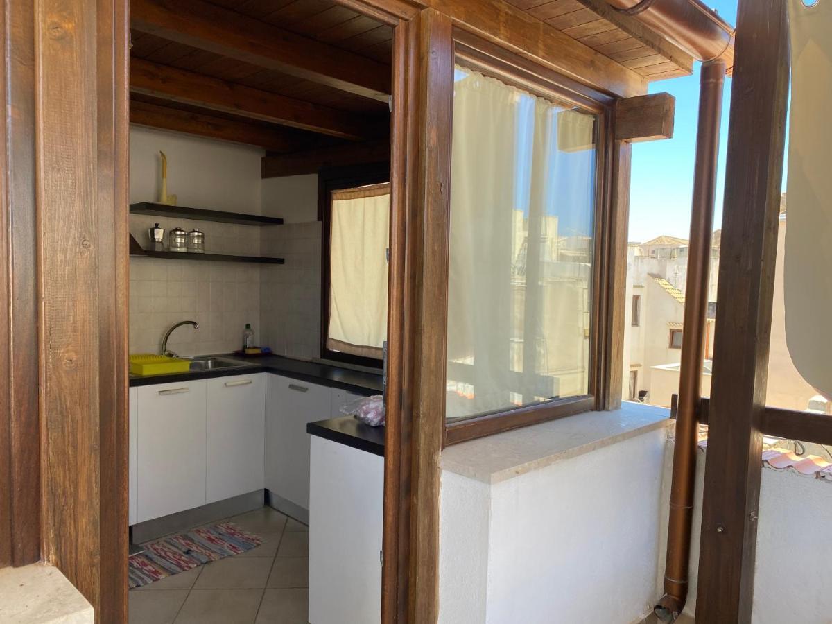 Appartement Mansarda Con Terrazzo à Trapani Extérieur photo