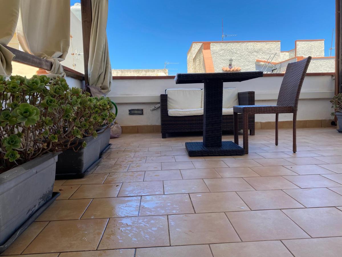 Appartement Mansarda Con Terrazzo à Trapani Extérieur photo
